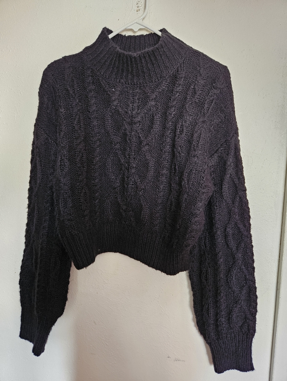 Double Zero Cropped Knit Sweater